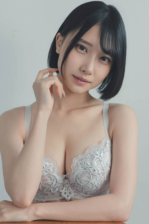 让「童颜巨乳妹」待在混媚药的蒸气三温暖里,因敏感度满身汗发狂高潮...