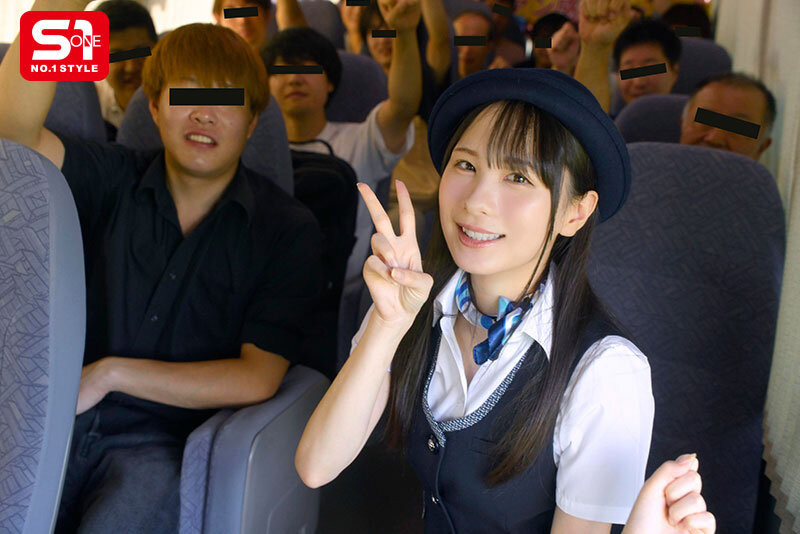 和「有柔嫩乳房的车掌小姐」进行48小时之旅,「浑圆巨乳」让素人男子大暴走...
